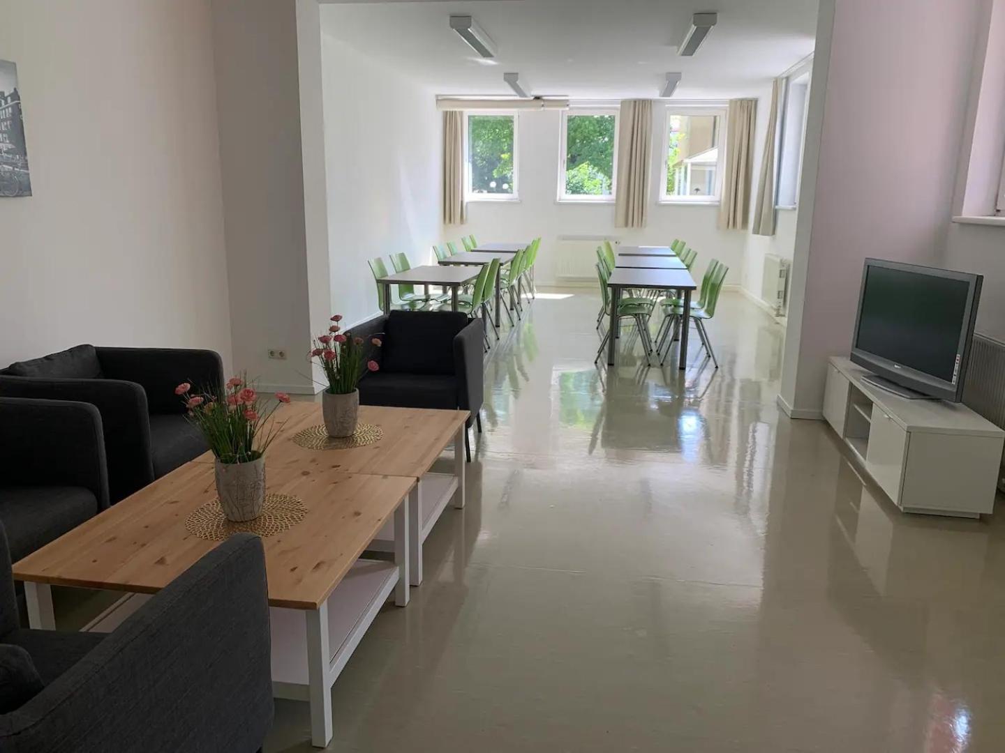 Jugendgaestehaus Studentenwohnheim Steyr Bagian luar foto